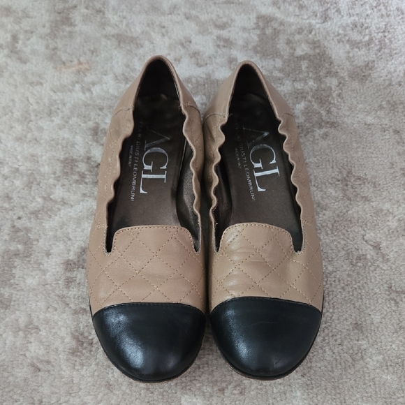 AGL Tan and Black Leather Flats - Picture 1 of 10